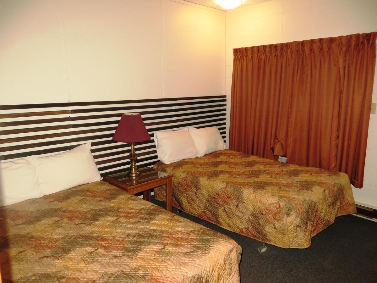 Macklin Motor Inn 외부 사진