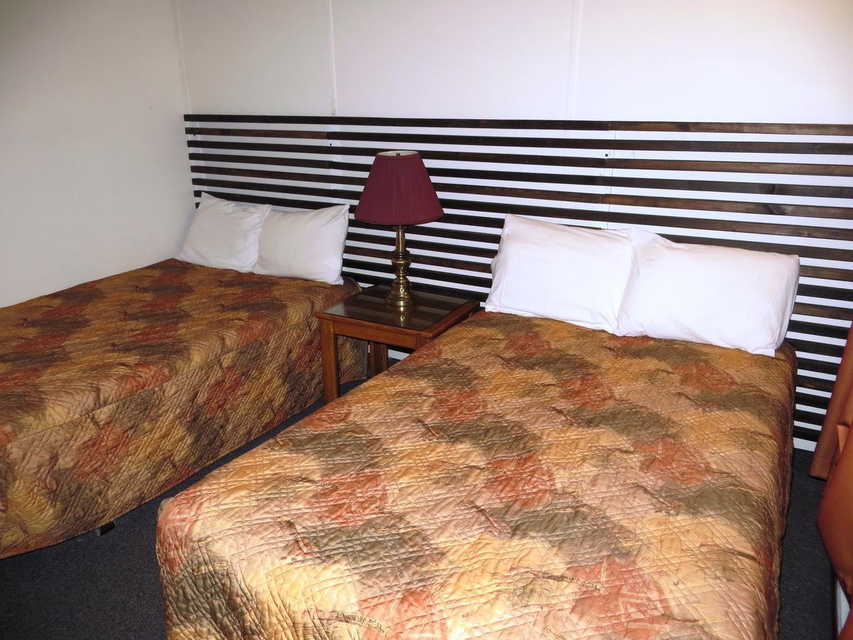 Macklin Motor Inn 외부 사진