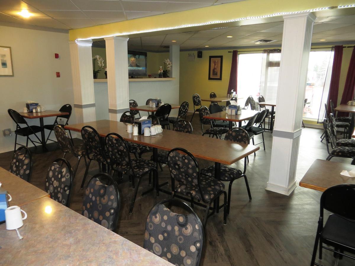 Macklin Motor Inn 외부 사진