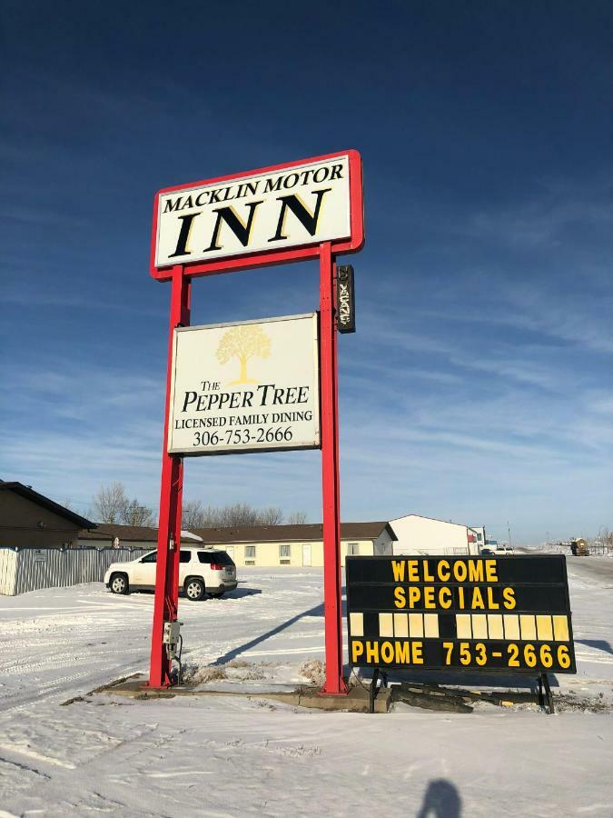 Macklin Motor Inn 외부 사진